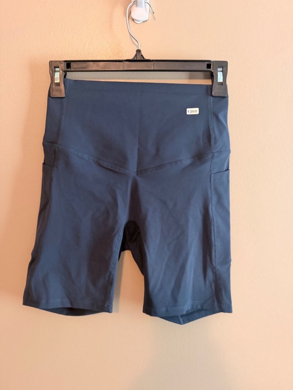 Halara Small Womens High-Waisted Navy biker Shorts With Side Pockets - Size S